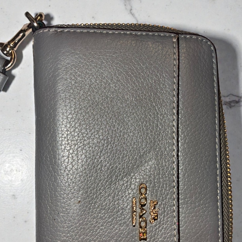 Coach Accordion Zip Wallet & Wristlet Strap Women's Heather Grey Pebbled Leather - Picture 6 of 12